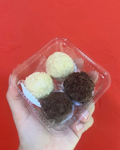Brigadeiros Sortidos, Forte & Fit